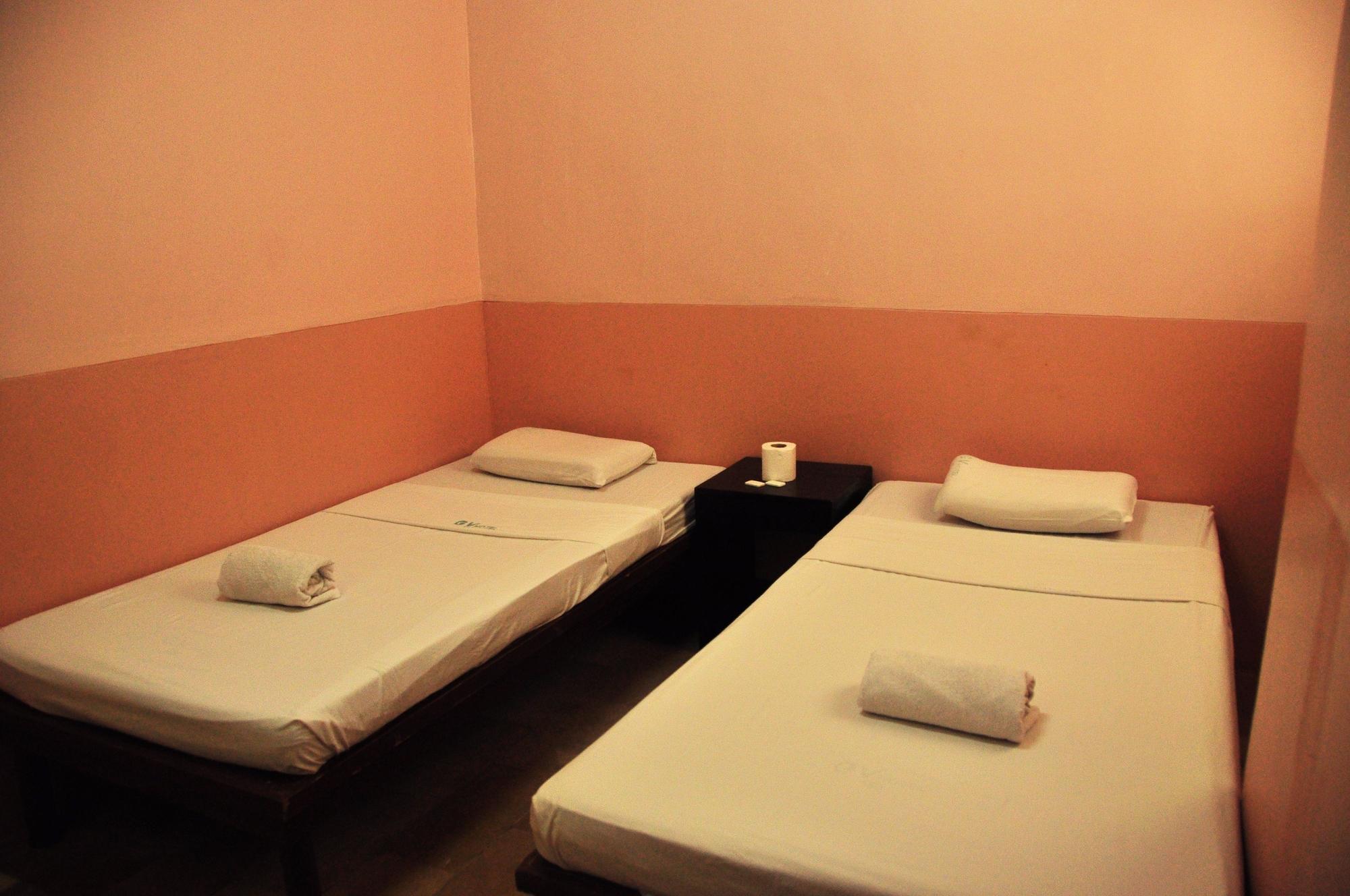 Gv Hotel - Lapu-Lapu City Eksteriør billede