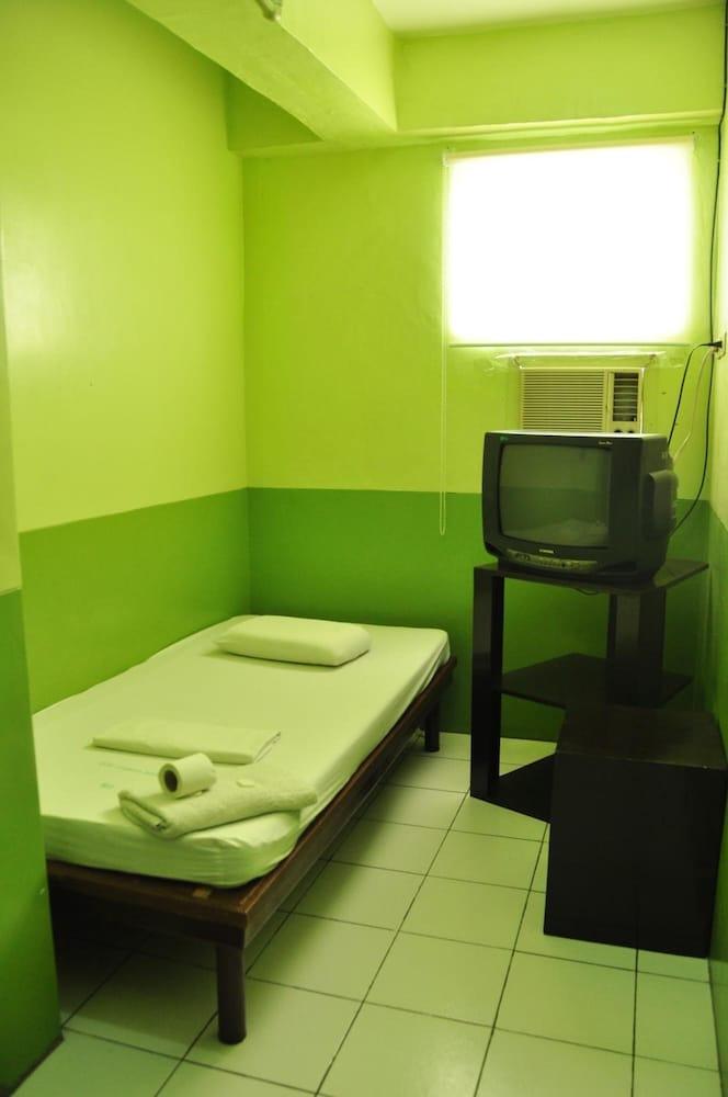 Gv Hotel - Lapu-Lapu City Eksteriør billede